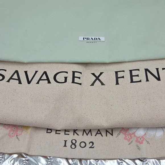 Tote Bags Collection - Picture 2 of 9